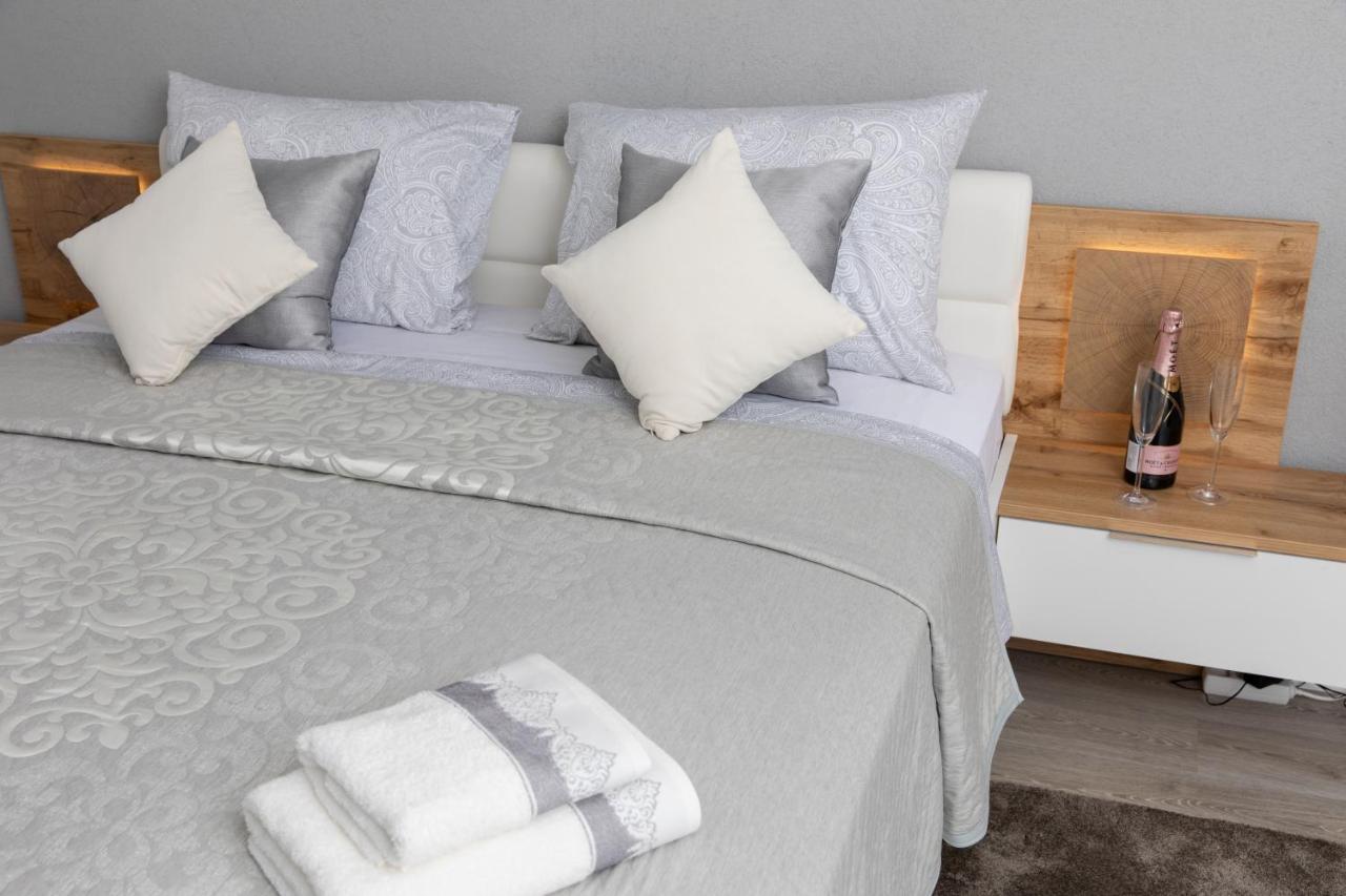 Apartments Ozrenka Tučepi Dış mekan fotoğraf